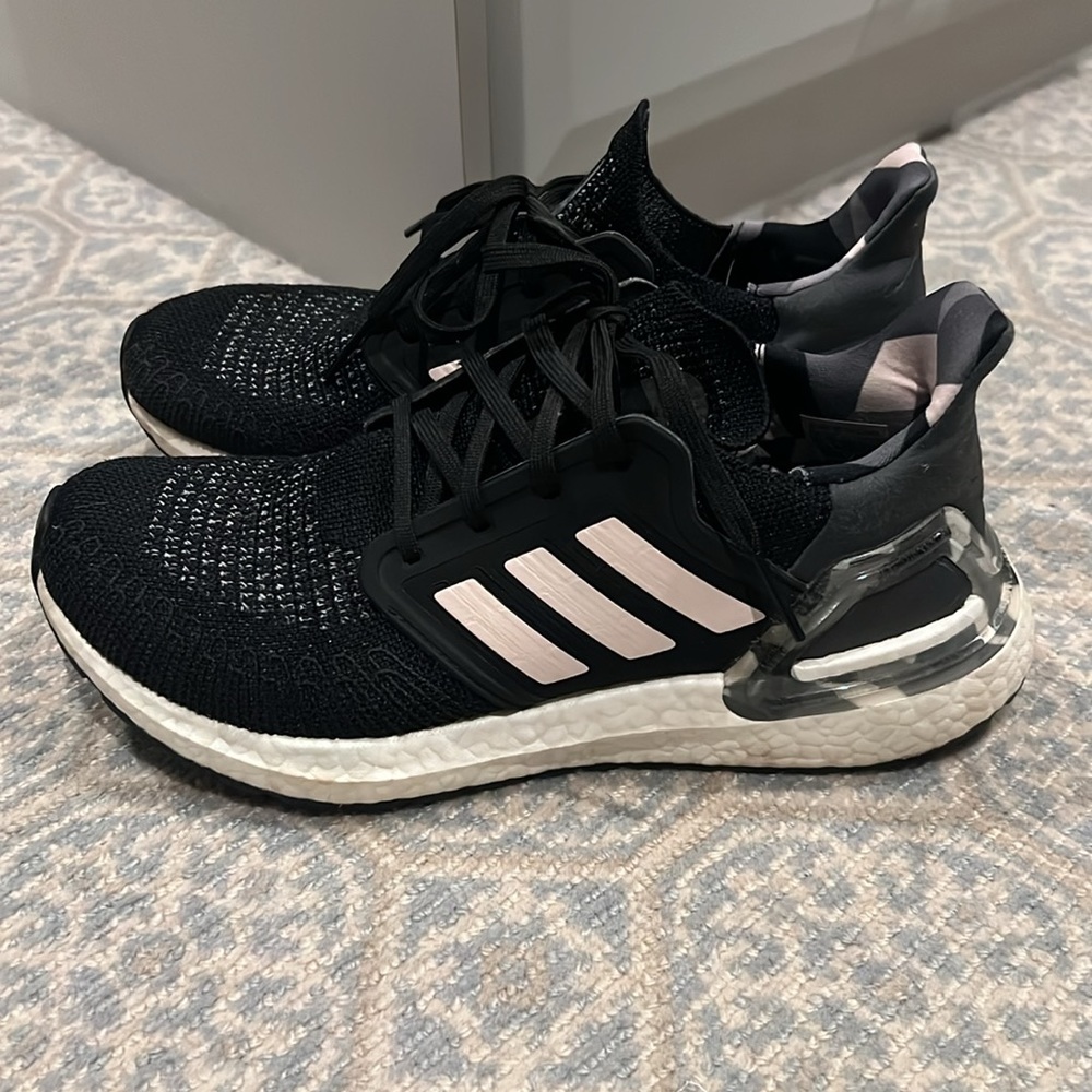 Adidas ultra  Boost Primeblue size 8.5